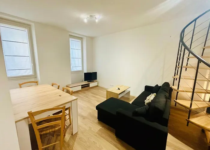 Apartmán For 4 People Downtown